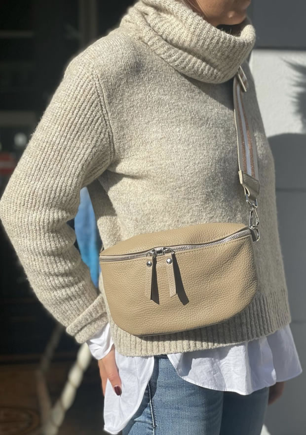 OecherDeal prsentiert AAMO mit der Crossbody-Bag