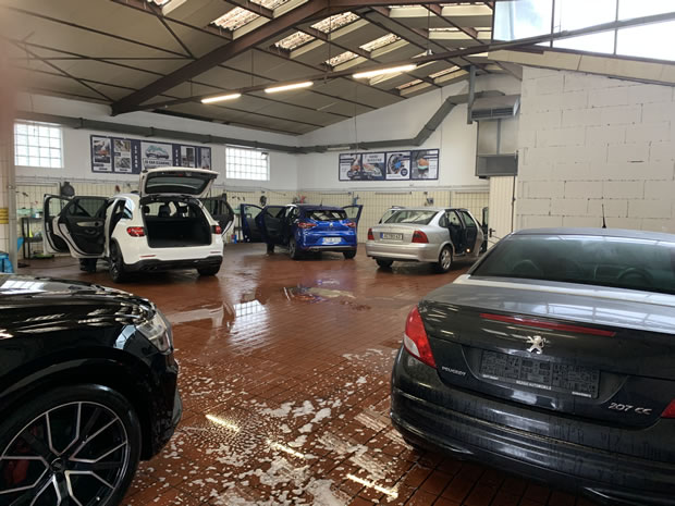 OecherDeal prsentiert ES CAR CLEANING