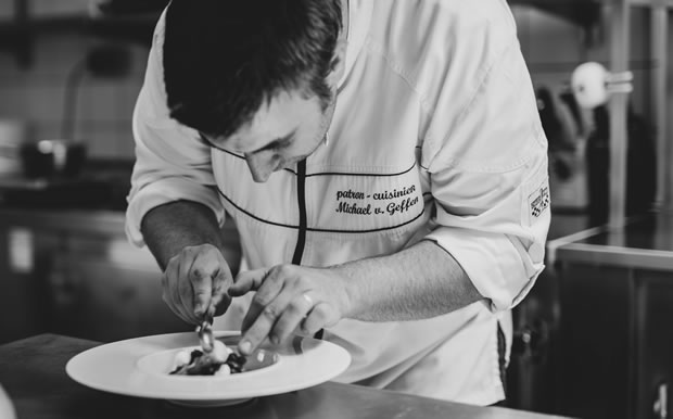 OecherDeal prsentiert Michael van Geffen mit chef at home