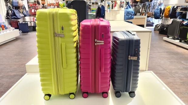 OecherDeal pr�sentiert mode in leder vorpeil