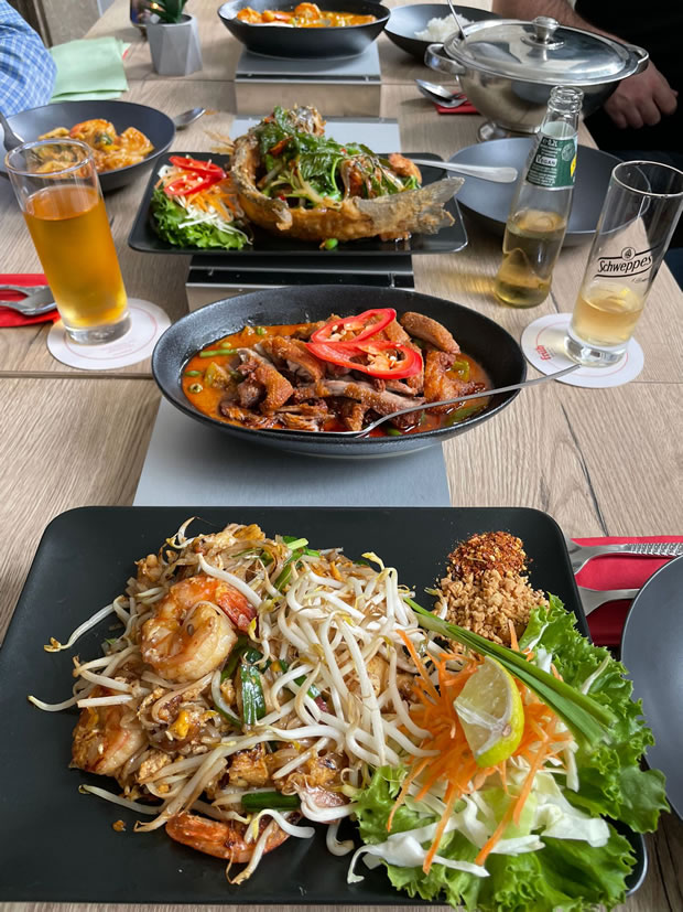 OecherDeal prsentiert Oraya Thai Cuisine