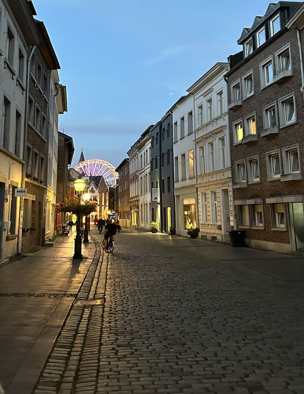 OecherDeal prsentiert Os Oche mit einem Wertgutschein auf Stadtfhrungen und Bunkerfhrungen
