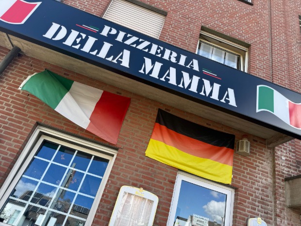 OecherDeal pr�sentiert die Pizzeria Della Mamma