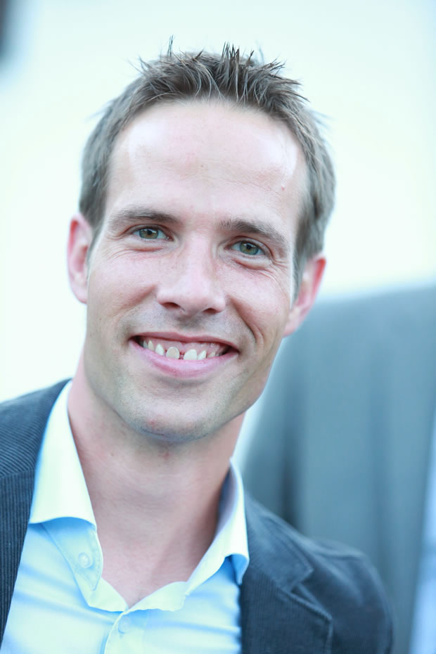 OecherDeal pr�sentiert die Schlagzeugschule Aachen